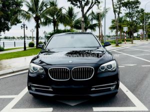 Xe BMW 730Li 2014